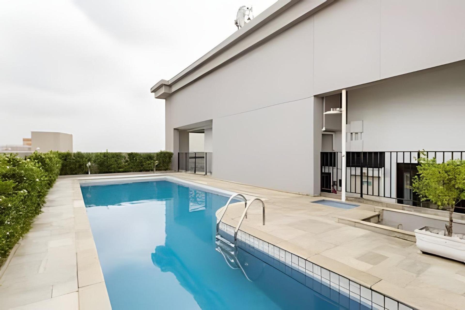 Flat Espacoso 1610 *
